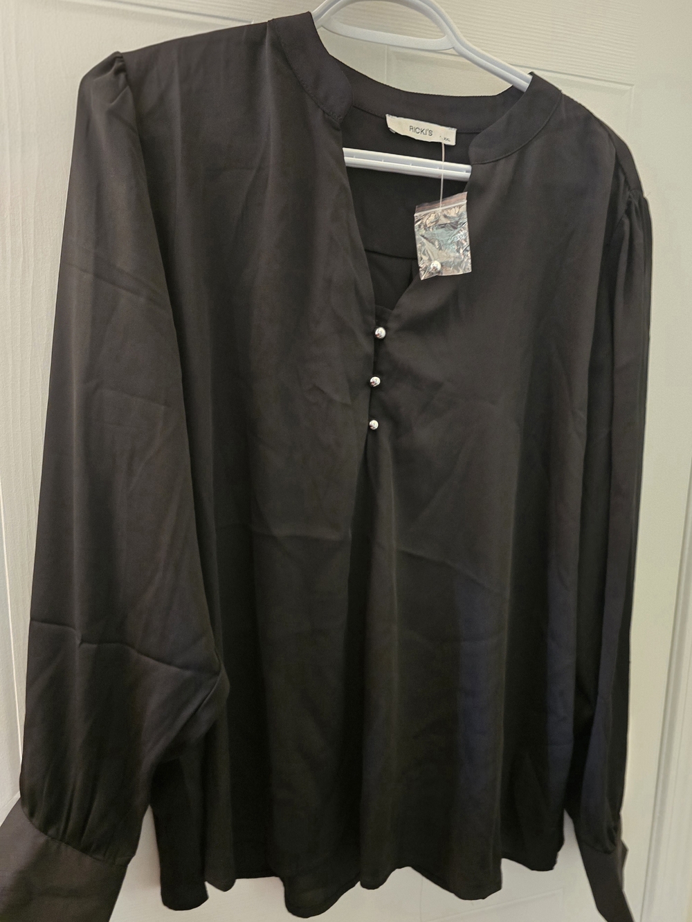 Ricki's Black Long Sleeve Blouse New No Tags XXL